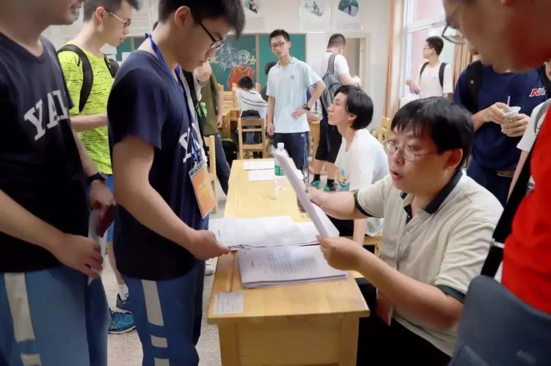 编程正式进入深圳中小学课堂，未来10年，名校名企争抢这类人才！